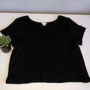 Black crop top from bozzolo!